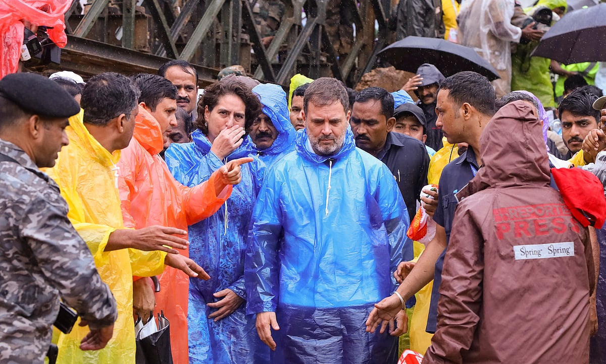 T MOHANDAS/PTI : Rahul Gandhi, Priyanka Vadra visited Wayanad after landslides killed hundreds |